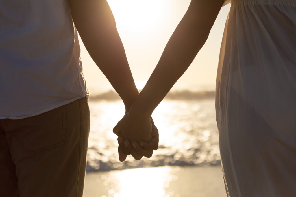 Couple attending an online couple counselling session in Tamil from home